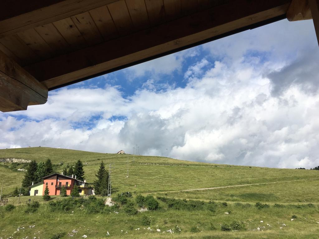 Rifugio Branchetto Hotel Bosco Chiesanuova Esterno foto