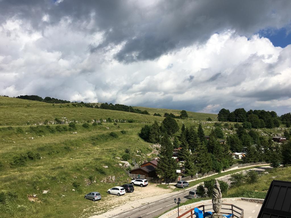 Rifugio Branchetto Hotel Bosco Chiesanuova Esterno foto